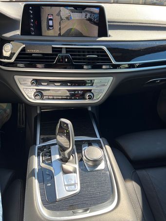 BMW 730d M Sport 195 kW image number 16