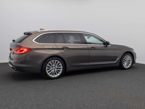 BMW 520d Touring Luxury Line 140 kW image number 6