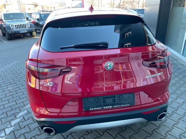 Alfa Romeo Stelvio 2.2 Diesel 16V AT8 Q4 Super 140 kW image number 3