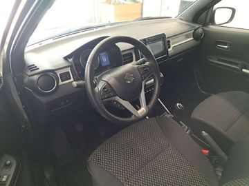 Car image 12