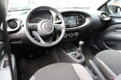 Car image 6