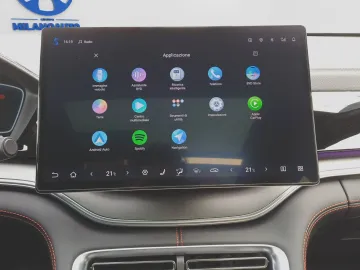 Car image 32