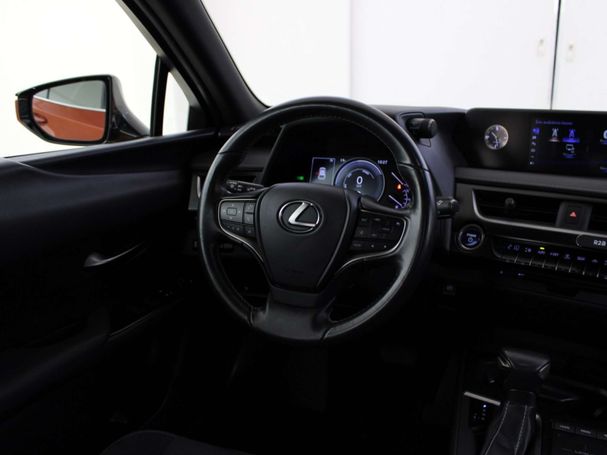 Lexus UX 250h 135 kW image number 38