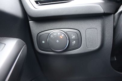 Car image 33