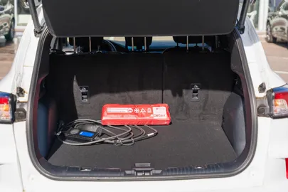 Car image 21