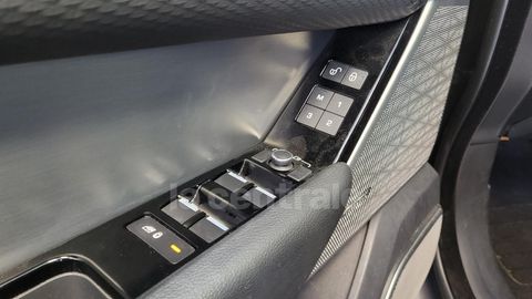 Car image 37