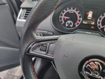 Car image 33