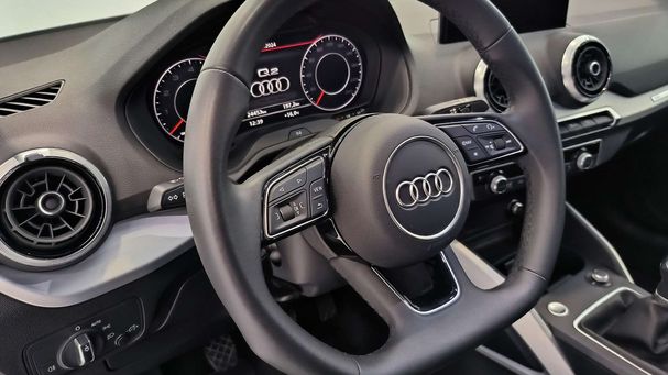 Audi Q2 35 TFSI S-line 110 kW image number 17