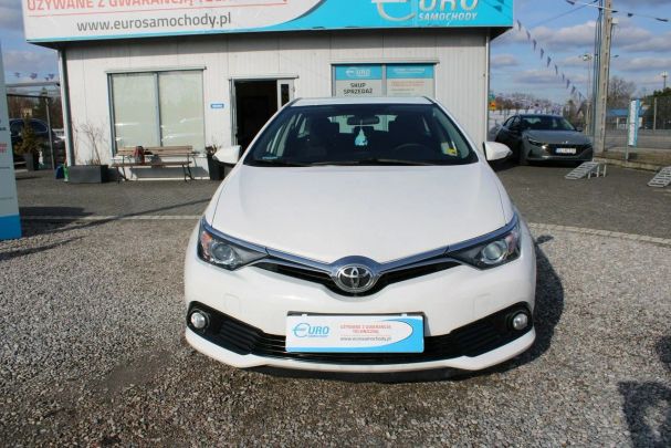 Toyota Auris 73 kW image number 9