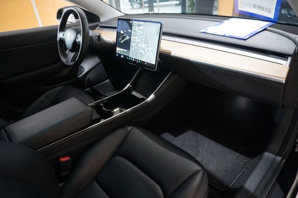 Tesla Model 3 Long Range AWD 324 kW image number 25