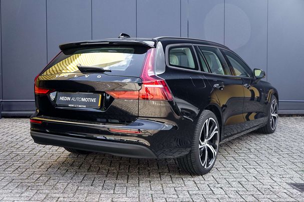 Volvo V60 B3 Essential 120 kW image number 6