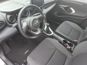 Car image 8