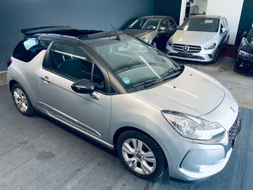 Car image 24
