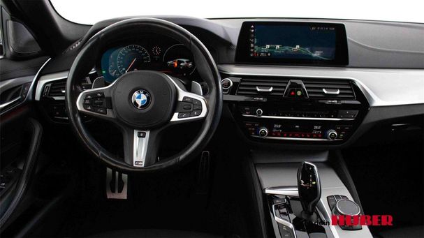 BMW 540d Touring xDrive 235 kW image number 12