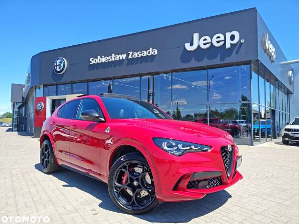 Alfa Romeo Stelvio Quadrifoglio 2.9 V6 Q4 382 kW image number 2