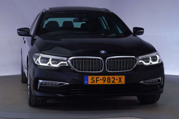 BMW 520i Touring 135 kW image number 29