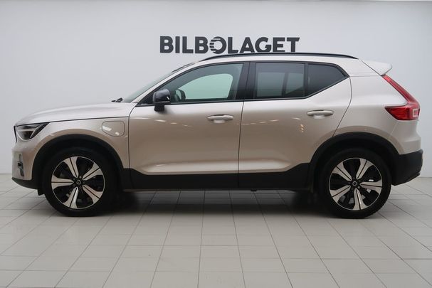 Volvo XC40 Recharge T4 Plus Dark 157 kW image number 3