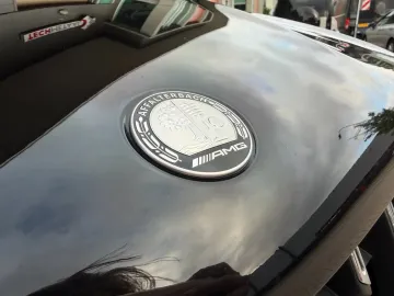 Car image 46