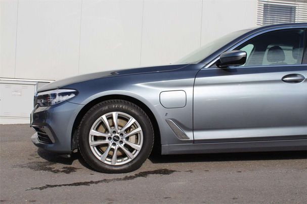 BMW 530 e 185 kW image number 8