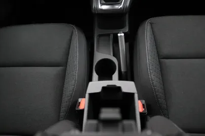 Car image 39