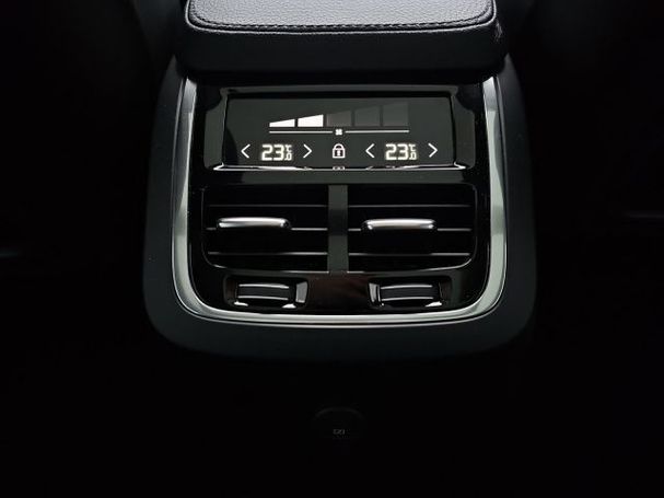 Volvo XC90 Recharge T8 AWD 288 kW image number 17