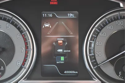 Car image 48