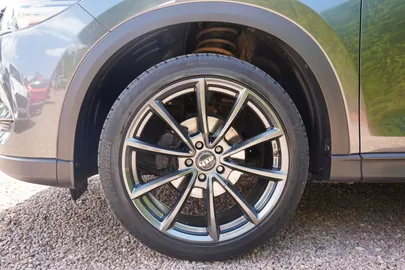 Car image 36