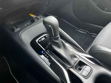 Car image 10