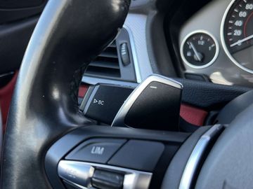 Car image 33