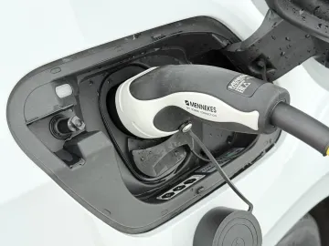 Car image 42