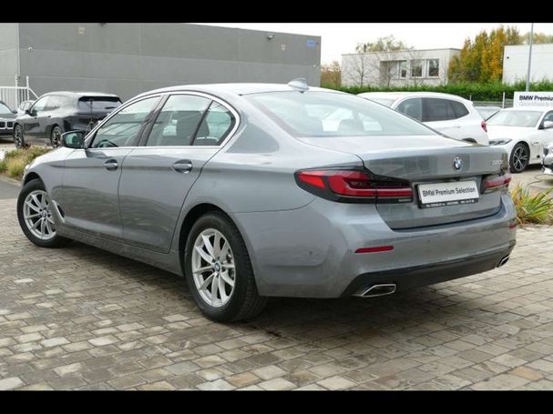 BMW 520i 120 kW image number 10