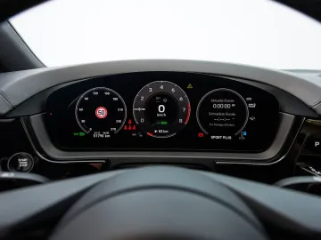 Car image 42
