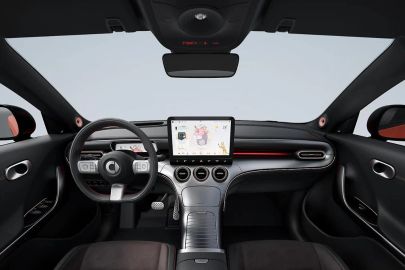 Car image 3
