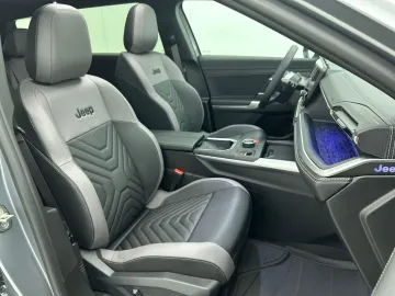 Car image 50