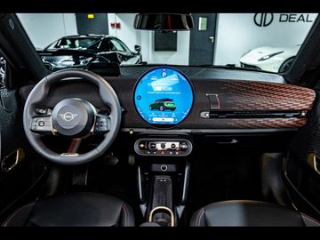Car image 27
