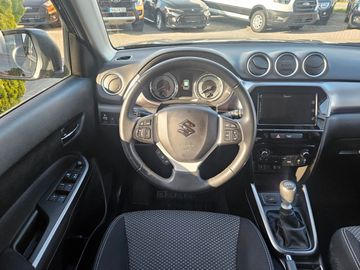 Car image 10