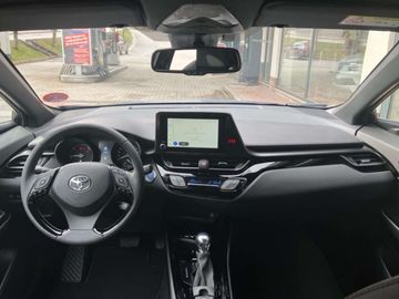 Car image 11