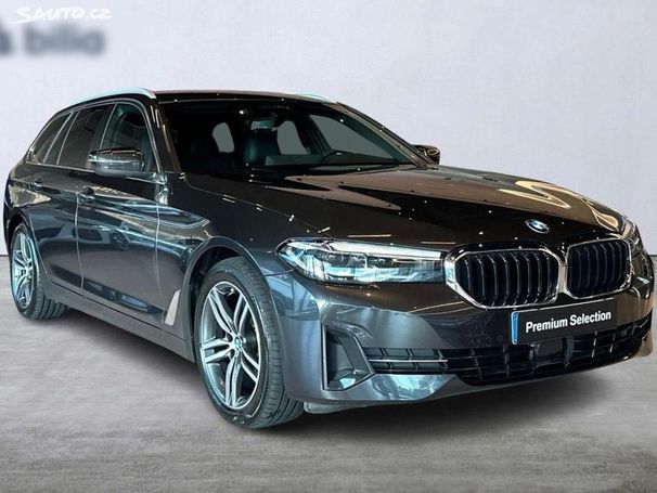 BMW 520d Touring xDrive 140 kW image number 2