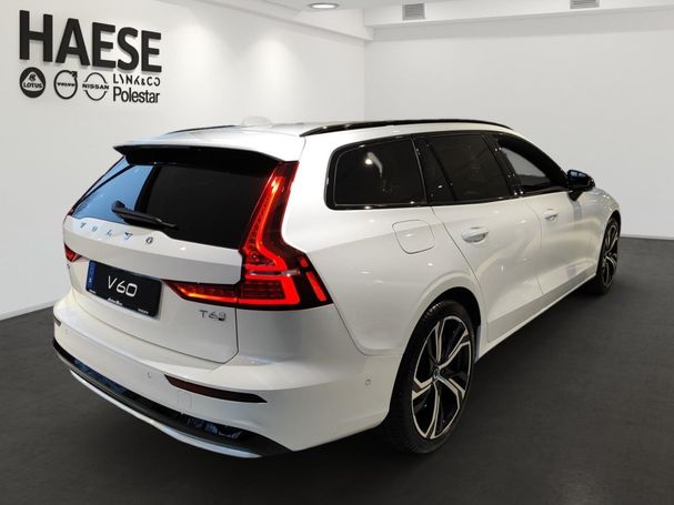 Volvo V60 T6 Ultra Dark AWD Recharge 293 kW image number 4