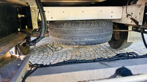 Car image 42