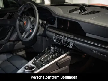 Car image 38