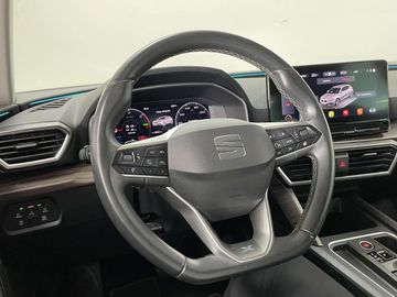 Car image 26