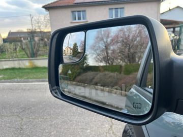 Car image 41