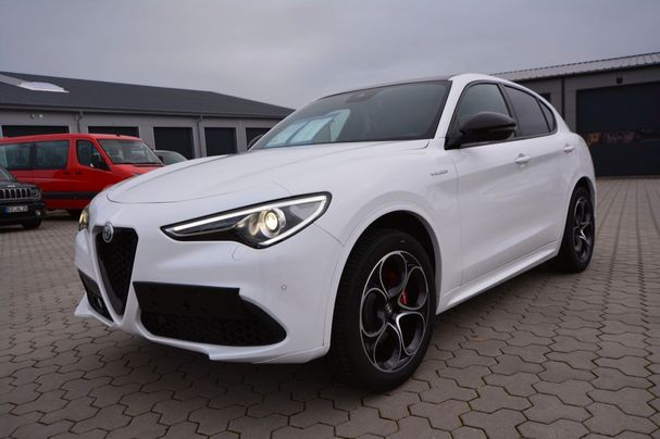 Alfa Romeo Stelvio 2.0 Turbo 16V 206 kW image number 1