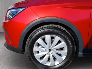 Car image 20