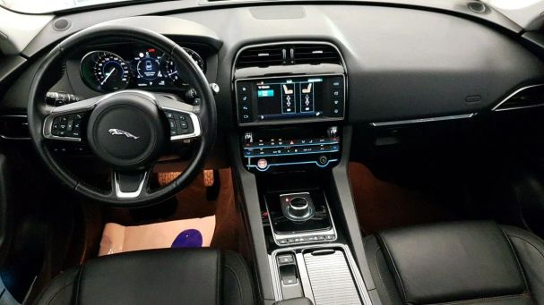 Jaguar F-Pace 184 kW image number 19