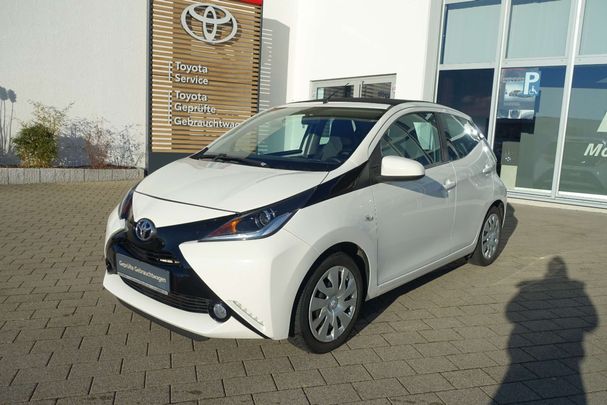 Toyota Aygo 51 kW image number 1