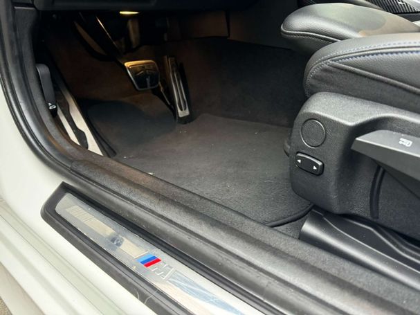 BMW 320i 135 kW image number 9