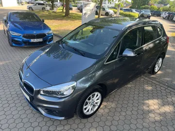 Car image 40