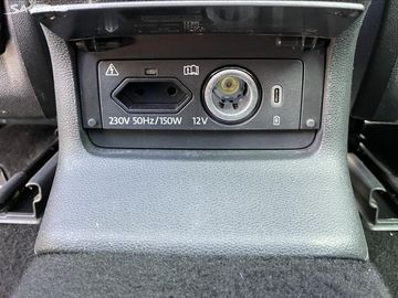 Car image 35